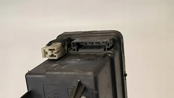 Sluitpomp OEM 2108001548 voor Mercedes C-Klasse image 3