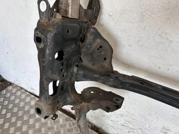 Audi A8 S8 D4 Framhjulsram OEM 4H0399543 image 3