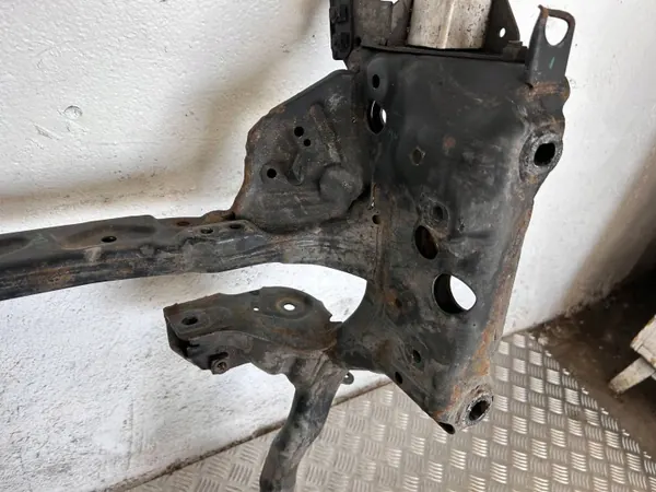 Audi A8 S8 D4 Framhjulsram OEM 4H0399543 image 4