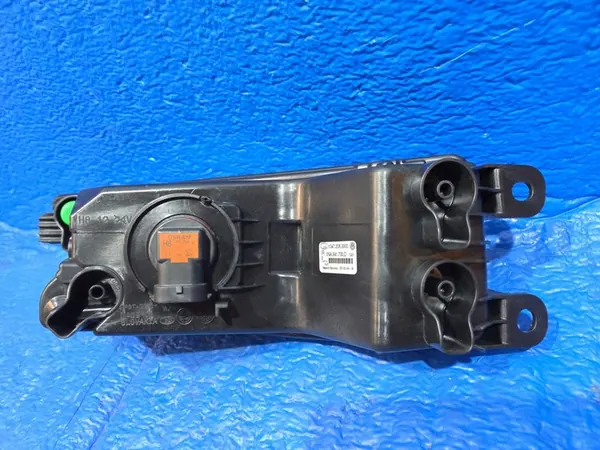 Farol Dianteiro Direito Halógeno Volkswagen Tiguan image 7