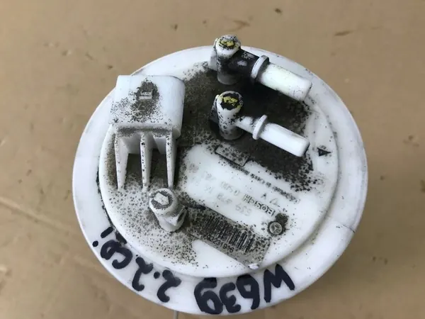 Mercedes-Benz OE Brandstofpomp A 6 394 701 69 4* image 5