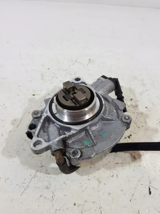 IMUPUMPPU 1.6 B 116i N13B16A BMW F20 F21 F30 F31 image 7