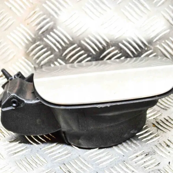 Tapa de depósito OEM 5E9010872G para Skoda Octavia III image 3