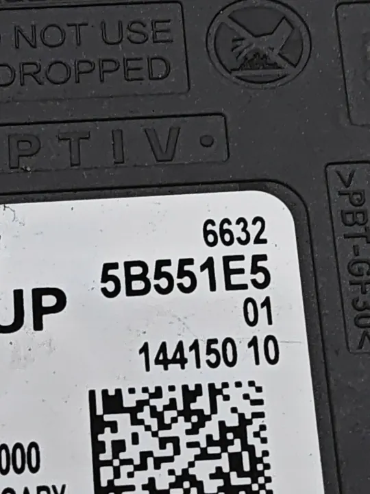 Sensor Radar ACC BMW iX OEM 5B551E5 - Usado image 3
