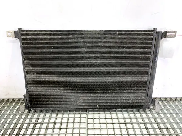 A/C Kondenseri Audi A8 D5 3.0 286HV 4M0816411B image 4