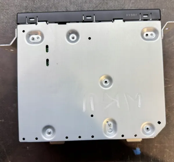Jeep Grand Cherokee WK2 CD/DVD-wisselaar OEM P05091245AD image 3