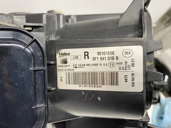 Farol LED dianteiro direito SEAT LEON 3 III 2017-2020 image 8