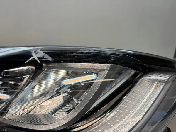 Farol dianteiro esquerdo FULL LED TOYOTA YARIS IV image 2