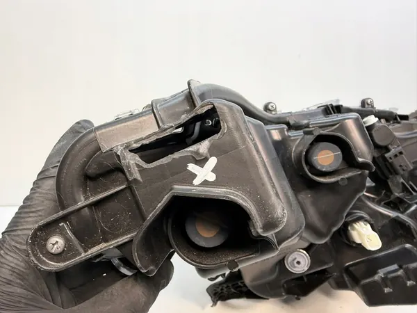 Farol dianteiro esquerdo FULL LED TOYOTA YARIS IV image 9