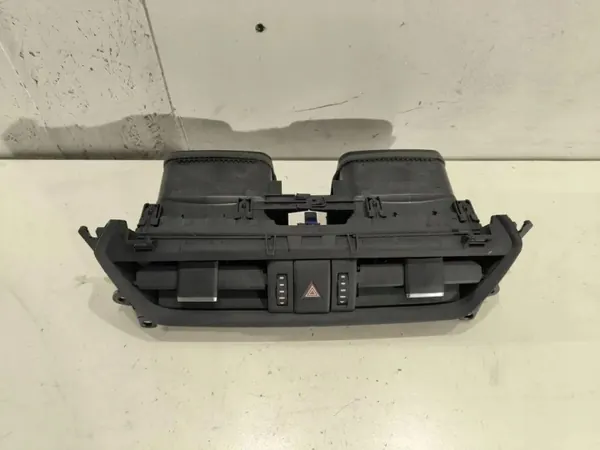 Toyota Konsole Lufteinlass OEM 4556532191 - Gebraucht image 2