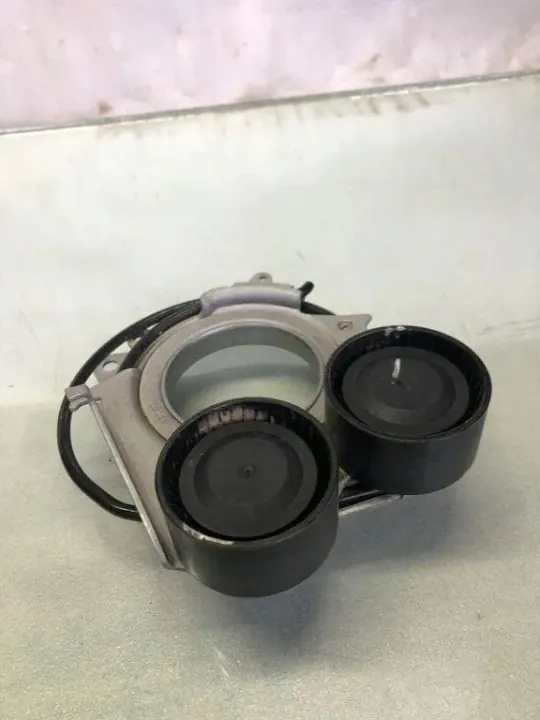 Tensor de Correa Mercedes-Benz OEM 005378586 - Usado image 3