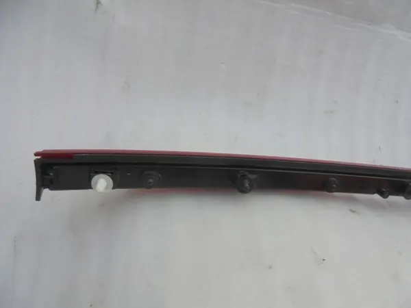 OEM 92409Q0500 bagagelucksreflektor för Hyundai Bayon image 6