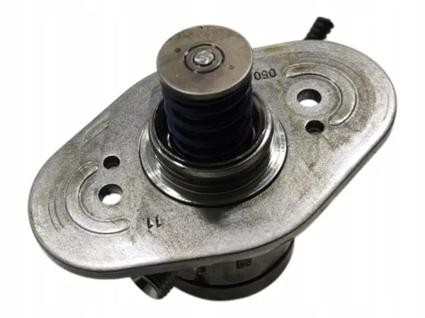 Einspritzpumpe OEM 7934496 BMW 2 Active Tourer image 2