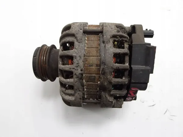 Vaihtovirtageneraattori Renault Clio IV 1.2 OE 231003730R image 2