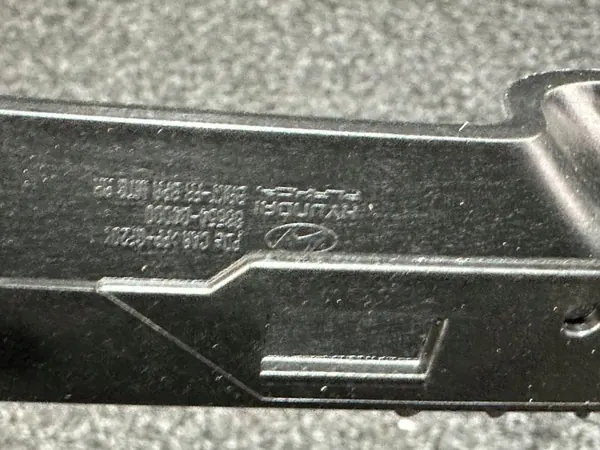 HYUNDAI I30 III 3 17- Glissière de fixation phare droit gauche avant OEM image 5