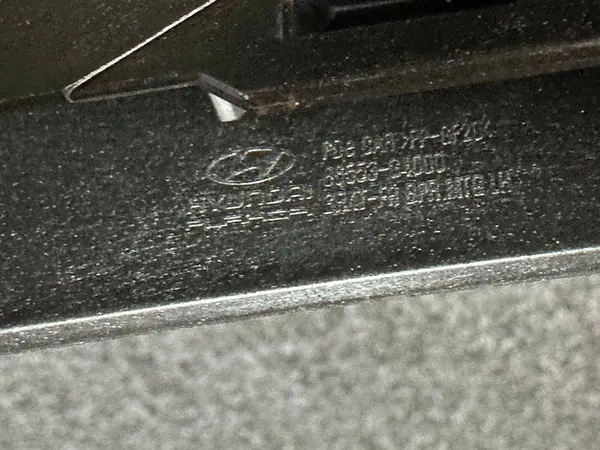 HYUNDAI I30 III 3 17- Glissière de fixation phare droit gauche avant OEM image 6