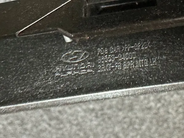 HYUNDAI I30 III 3 17- Glissière de fixation phare droit gauche avant OEM image 7