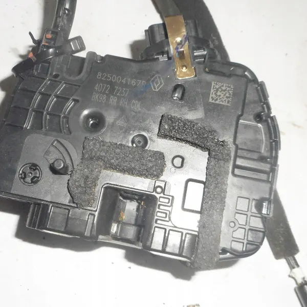 Bakre högra lås Renault Clio IV 825004167R image 2