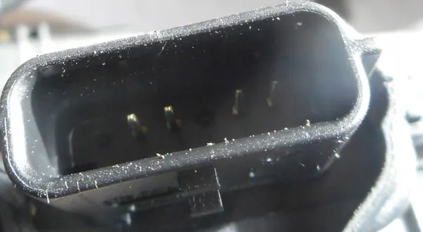 Bakre högra lås Renault Clio IV 825004167R image 3