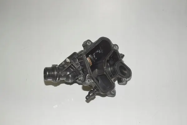 Termostato BMW 5 Touring 2.0L 2019 11538581627 image 3