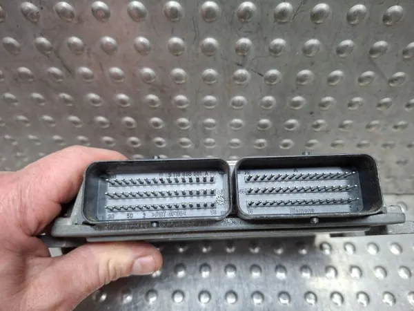 Regelunit OEM S26312604 voor Renault Clio II 1.2 image 3