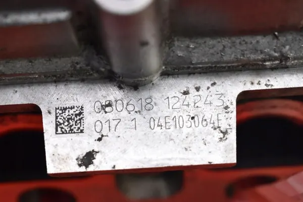 Culasse Moteur OEM 04E103064E pour Skoda Octavia 3 image 3