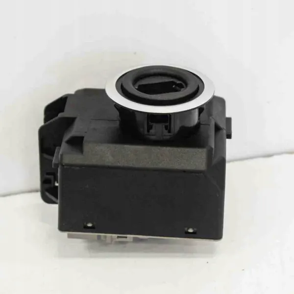 Pieza usada Mercedes-Benz GLA X156 OEM A2469057503 image 6