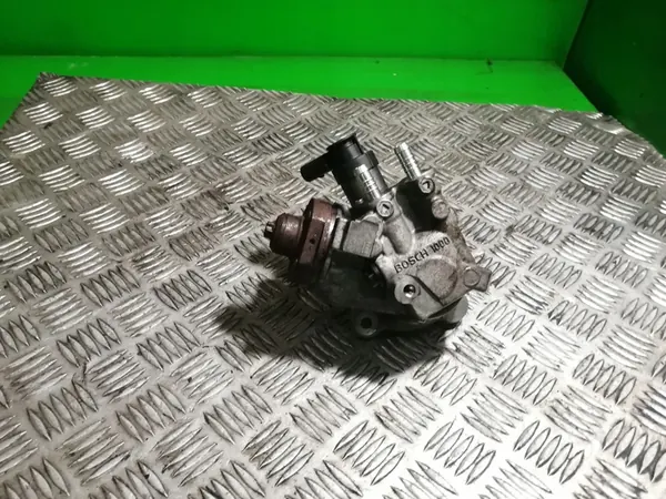 Brandstofpomp BMW 5 F10 F20 F30 2.0 D N47 image 3