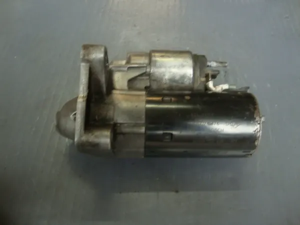 Arrancador Renault Megane III 1.9 DCI 0001108429 image 2