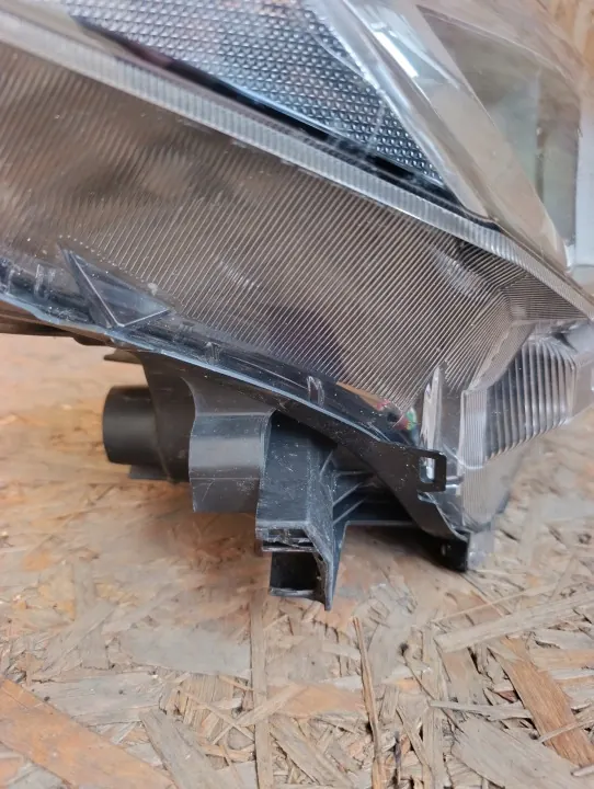 Faro derecho OEM 7MNBY56 para Toyota RAV4 2016-2018 image 4