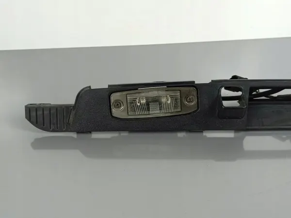 Feu de plaque Kia OEM FOB34165 - Pièce d'occasion image 3