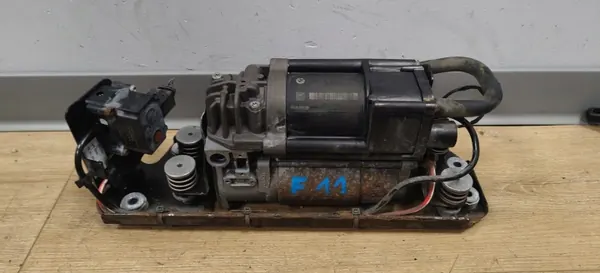 BMW F10 F11 Jousituskompressoripumppu OEM image 3