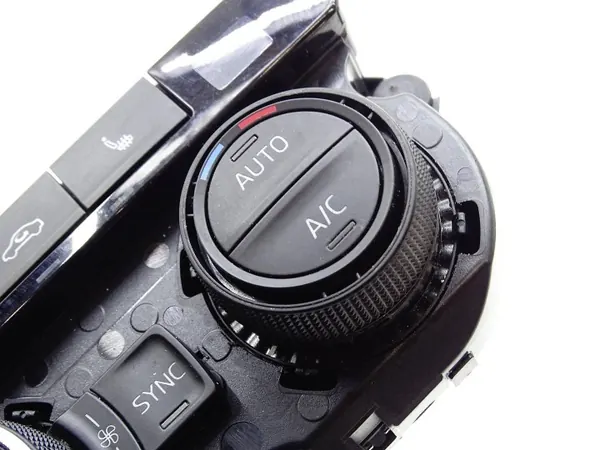 Skoda Superb III AC ventilationspanel OEM 3V0907044BP image 5