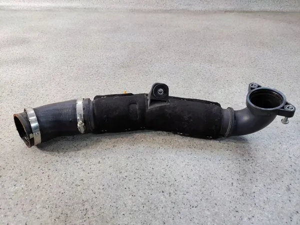 Ansaugschlauch 04L145828R Skoda Superb III 2.0 TDI image 2