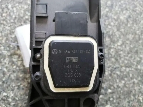 Pédale d'accélérateur OEM 1643000004 Mercedes-Benz M image 4