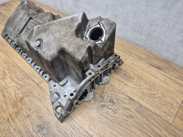 Carter d'huile BMW OEM 7586555 - Pièce d'origine image 3