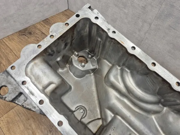 Carter d'huile BMW OEM 7586555 - Pièce d'origine image 8