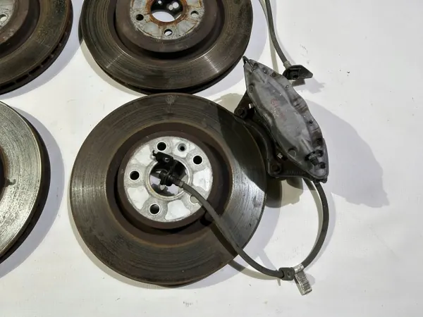 Discos e pinças de travão OEM 554214748 Camaro SS image 3