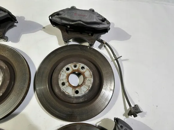 Discos e pinças de travão OEM 554214748 Camaro SS image 4