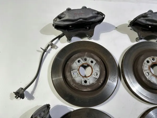 Discos e pinças de travão OEM 554214748 Camaro SS image 5