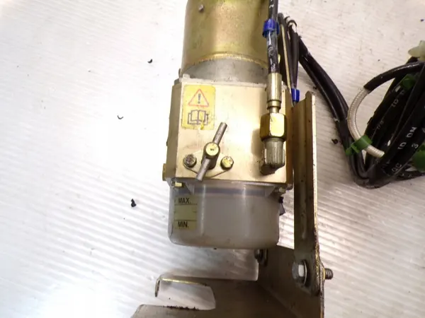 Hydrauliikkapumppu Katto + Toimilaitteet Opel OE Käytetty image 7