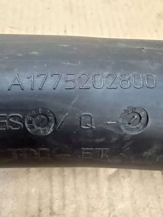Conduit d'air Mercedes OEM A1775202800 pour GLA 250e image 3