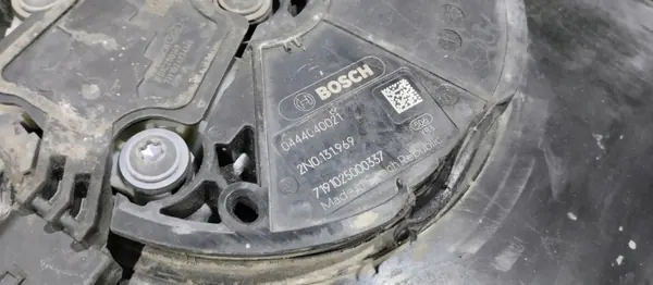 Pompe à réservoir AdBlue OEM 2N0131877B pour VW Crafter image 4