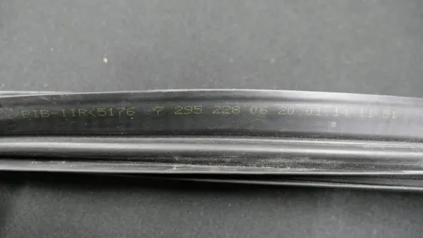 Junta de techo BMW F33 F83 OEM 7295228 - Usado image 5