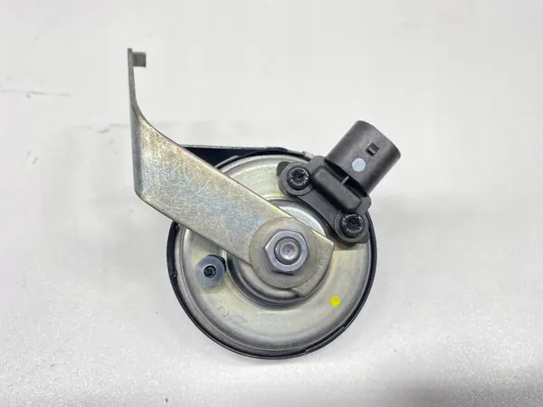 Buzina de tom alto BMW F10 F11 F07 GT image 2