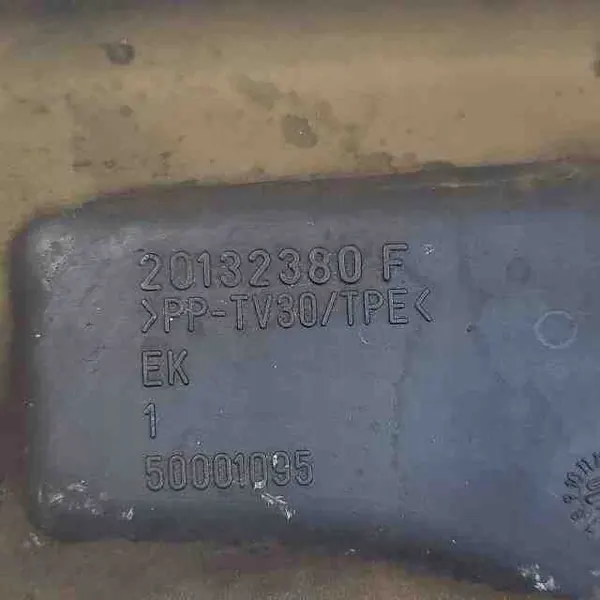 Couvercle de courroie de distribution OEM 50001095 Chrysler image 3