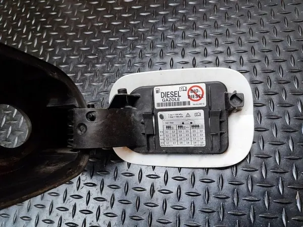 Tampa de combustível Skoda Superb III 3V5809702B image 5