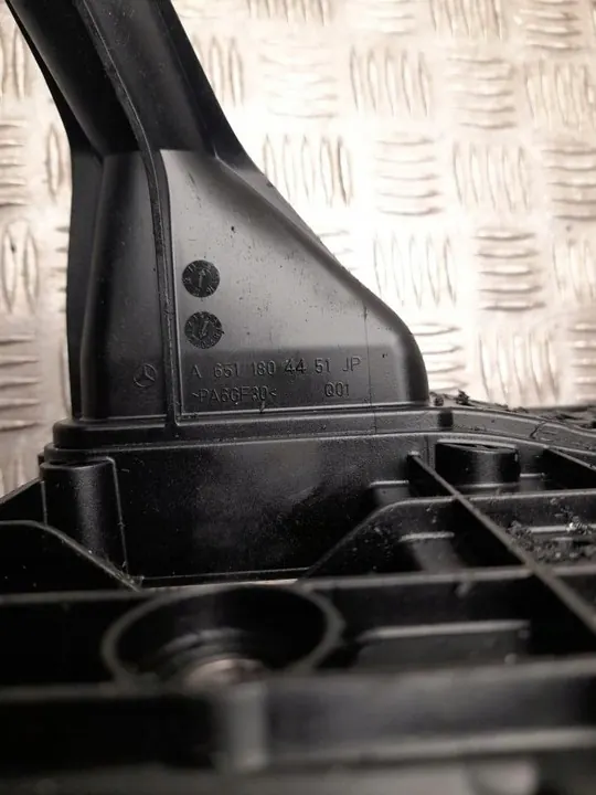 Tubo de entrada da bomba de óleo Mercedes-Benz VITO 2014 A6511804451 image 3