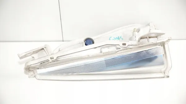 Clignotant droit OEM 371118066 pour Nissan Leaf 2012-2017 image 9