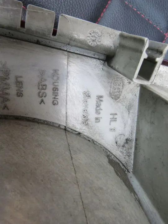 LÁMPARA TRASERA IZQUIERDA VOLKSWAGEN TOURAN I 1T0945257D image 4